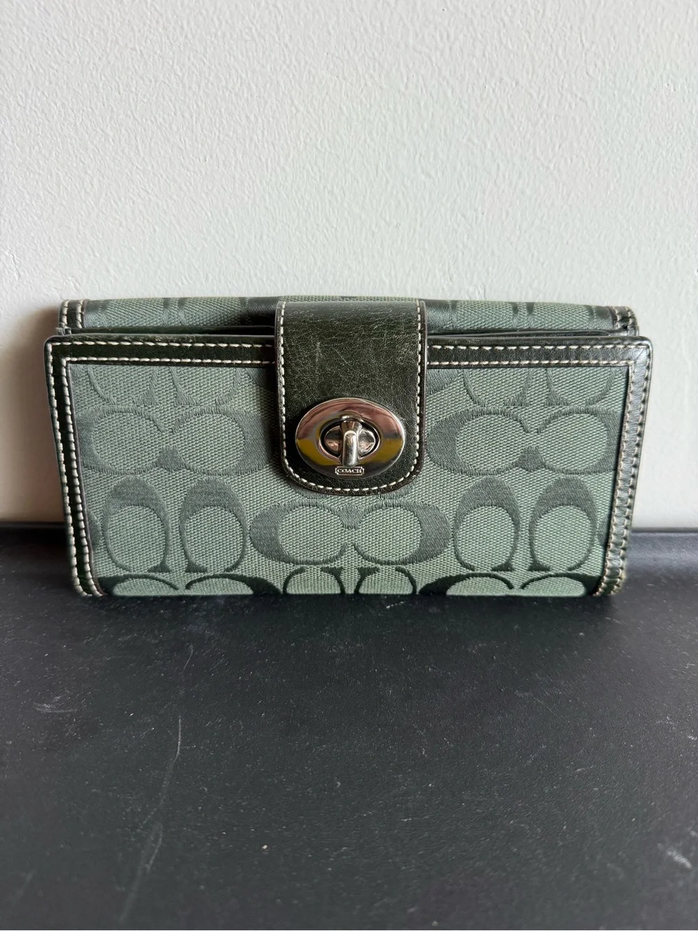 Coach Signature Canvas Turnlock Wallet in Olive Green